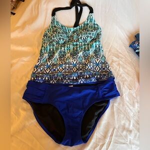NWOT Blue and Black Patterned Tankini Set